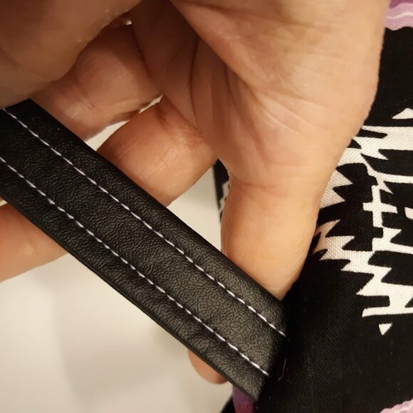 New Clutch travel make-up bag Wristlet cosmetics Southwestern Purple Black Aztec - Picture 9 of 10